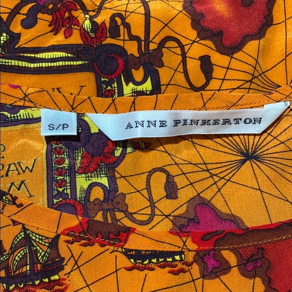 VNTG Anne Pinkerton 100% Silk Map Themed Top Orange and Red Sleeveless - Picture 6 of 9